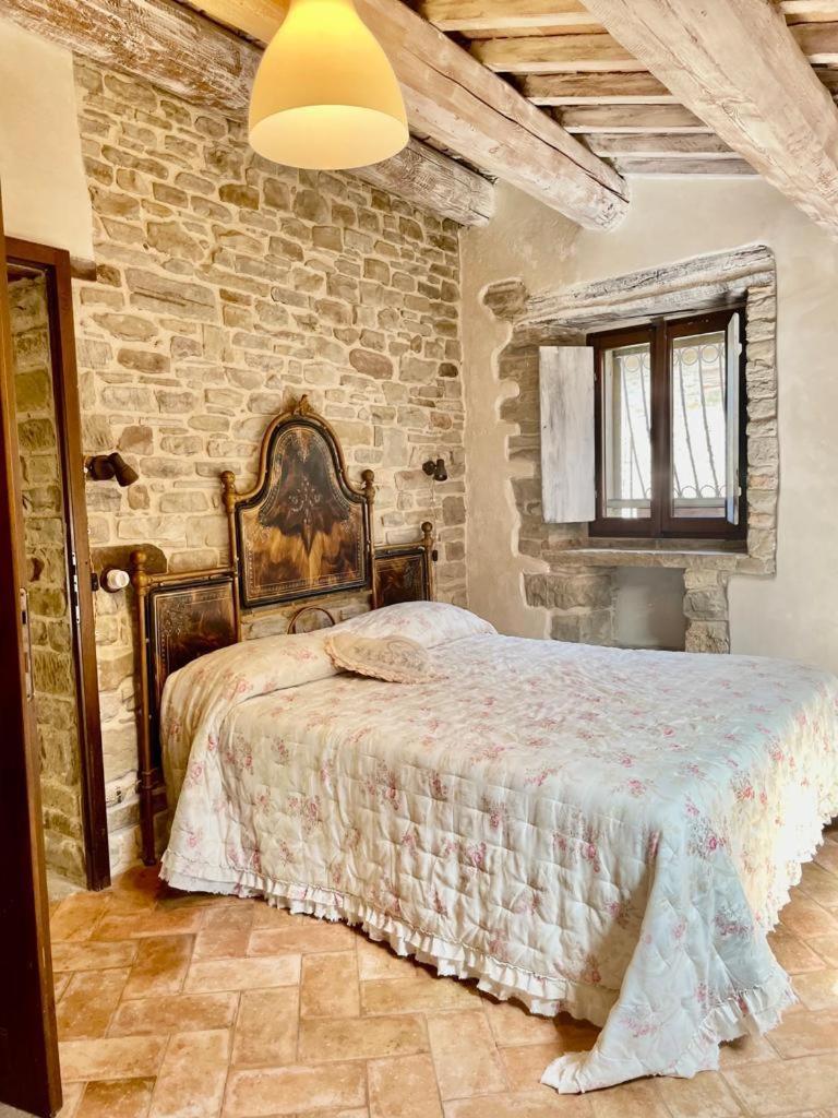 Agriturismo Biologico Castello Della Pieve Mercatello sul Metauro Exterior foto