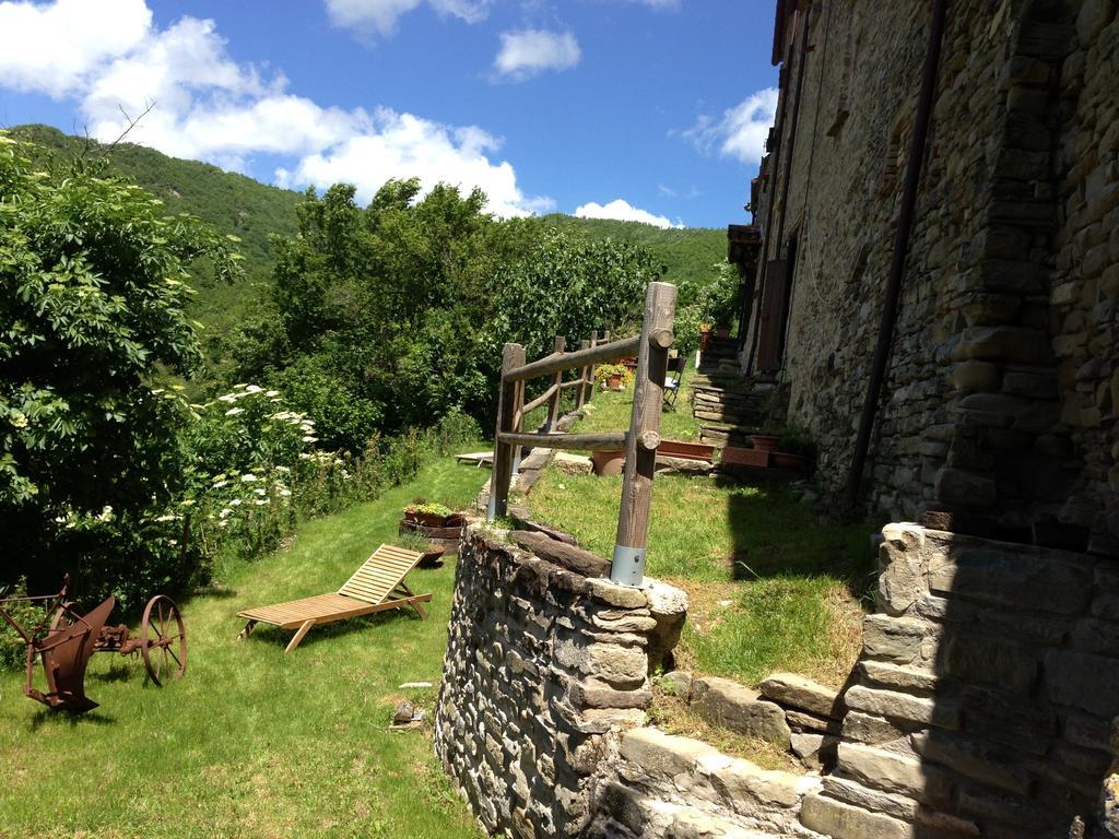 Hotel Agriturismo Biologico Castello Della Pieve Mercatello sul Metauro Exterior foto