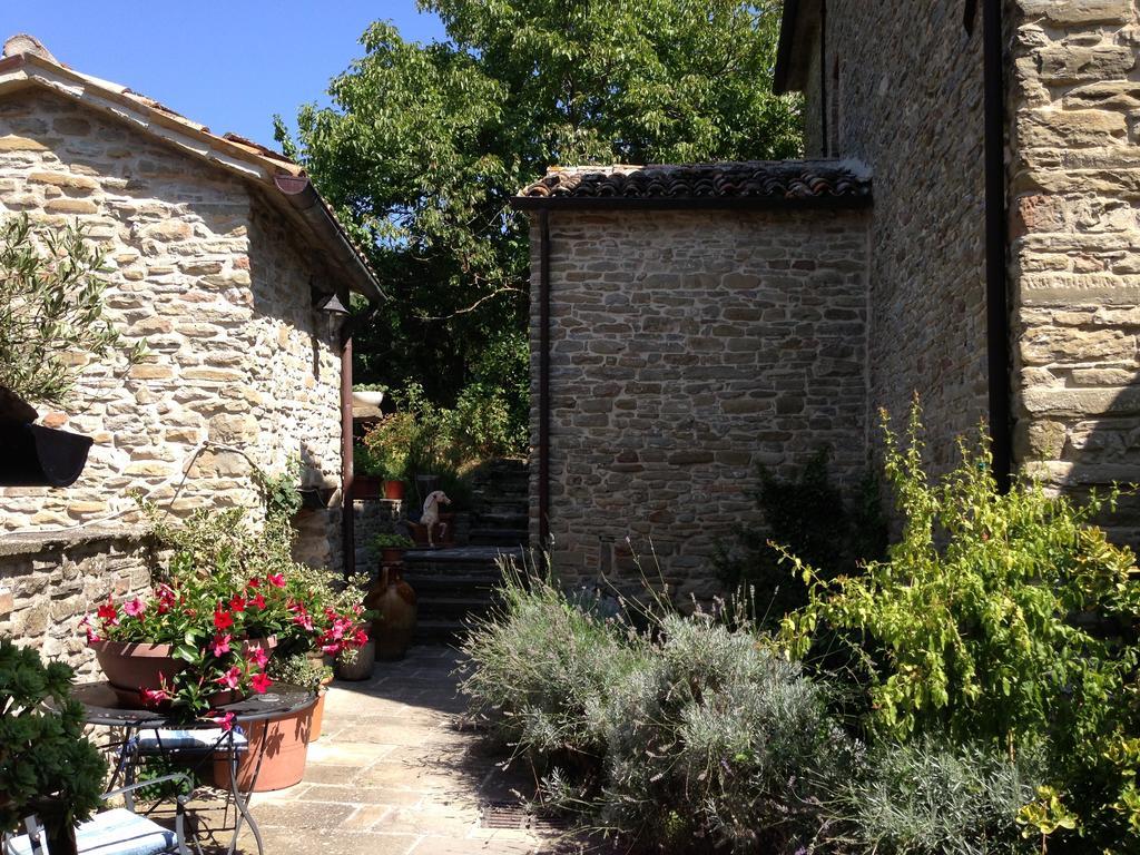 Agriturismo Biologico Castello Della Pieve Mercatello sul Metauro Exterior foto
